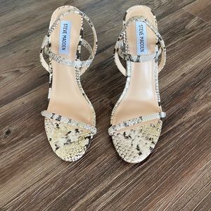 Steve Madden Gabriella Snake Pumps Size 10